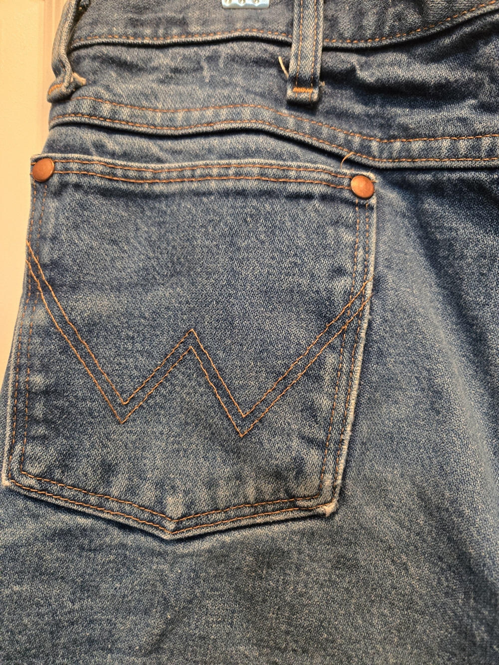 Wrangler Men' 936 Straight-Leg Indigo Denim Jeans - Picture 6 of 12